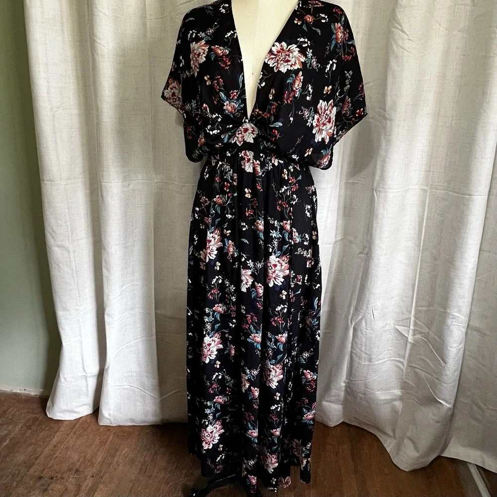 flowy witchy dress Mystic Familiar Flowy Boho Maxi Dress
